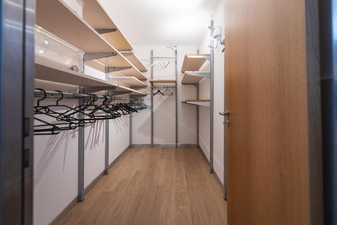 V Apartments ベリンツォーナ エクステリア 写真