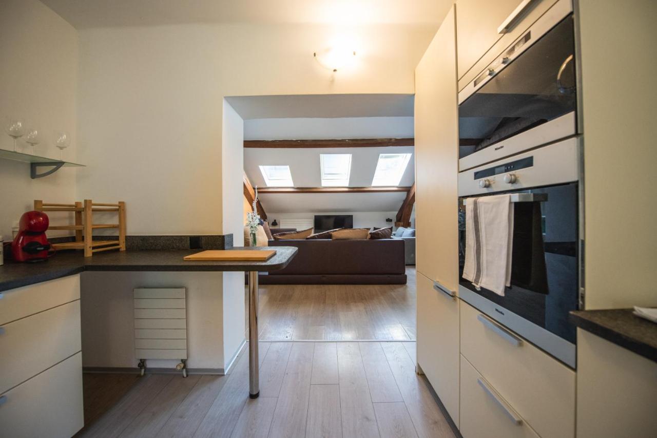 V Apartments ベリンツォーナ エクステリア 写真